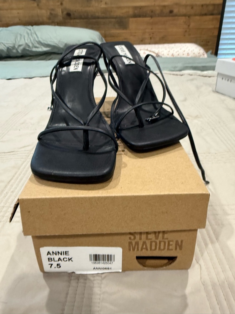 Steve Madden Black Strappy Square-Toe Heeled Sandals